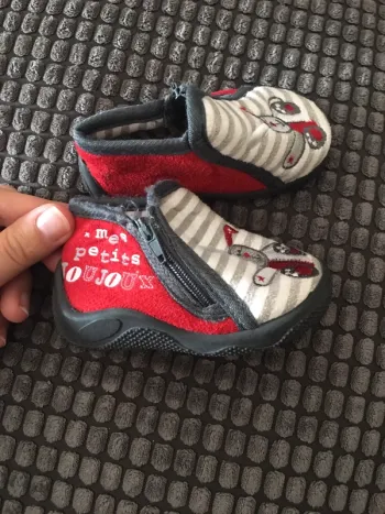Chaussons bébé garçon T.18