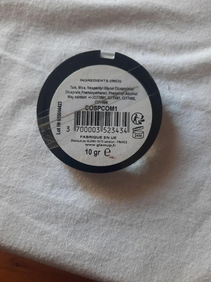 2 poudres compactes teinte n 1 - photo numéro 2