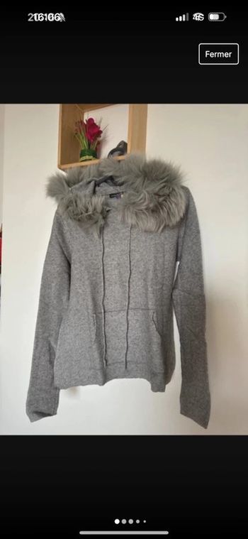 Pull à capuche amovible