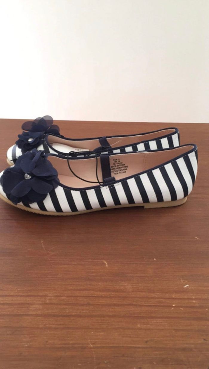 Ballerines rayées avec fleurs H&M - photo numéro 4