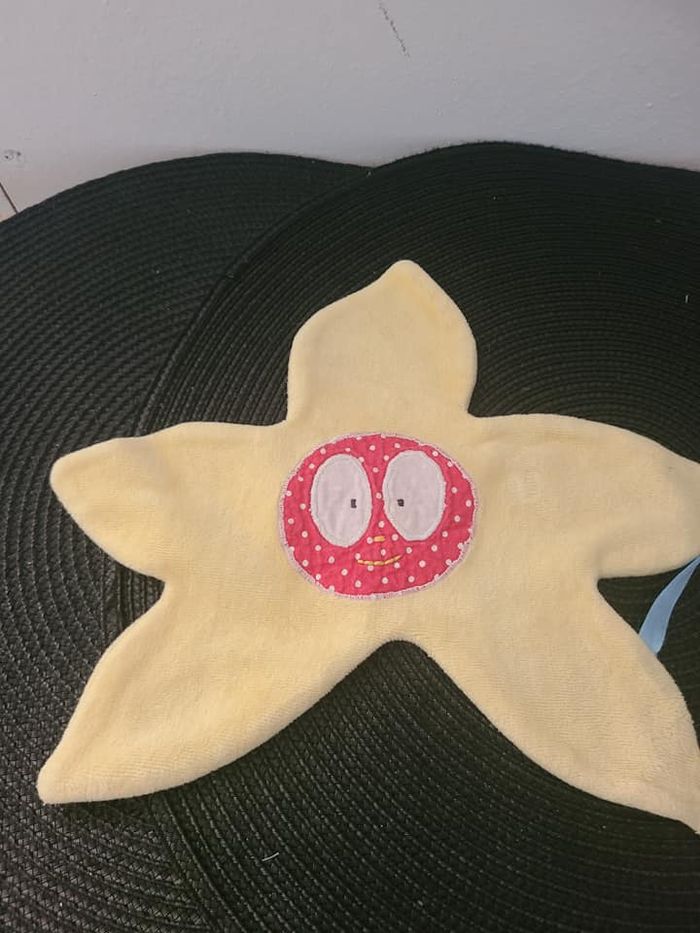 doudou fleur sourire - photo numéro 2