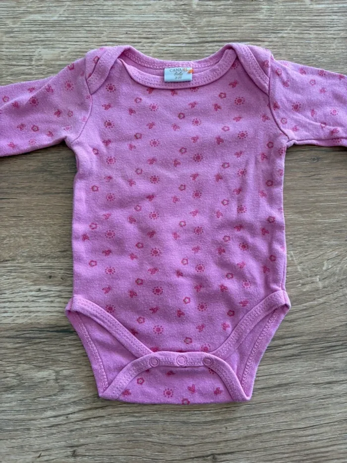 Lot 5 bodies bébé fille - photo numéro 4