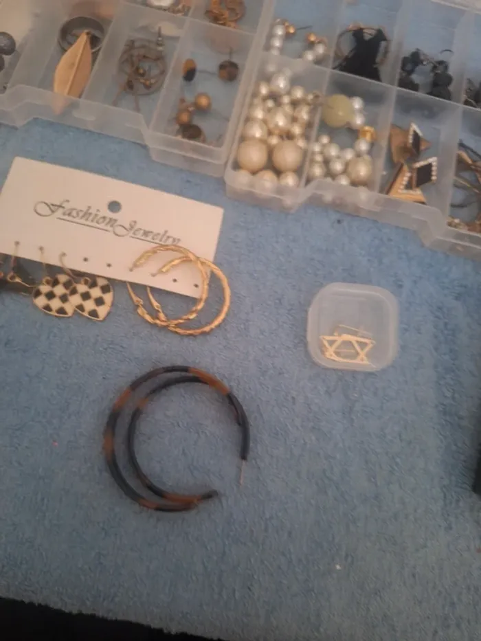 #boucle oreille différents style - photo numéro 2