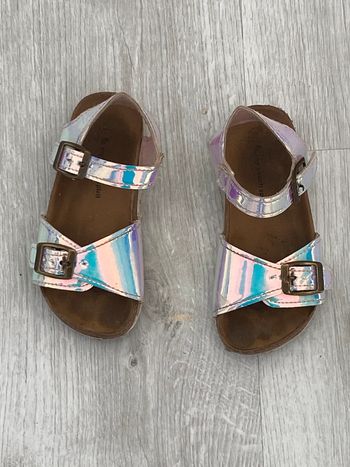 Sandale taille 23