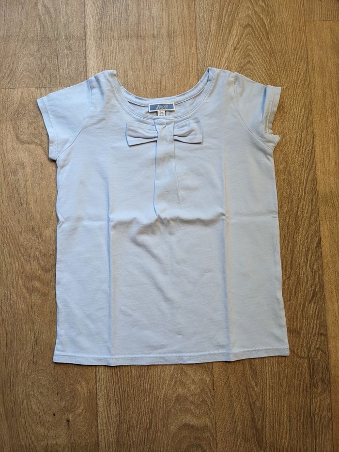 T shirt bleu ciel jacadi 6 ans