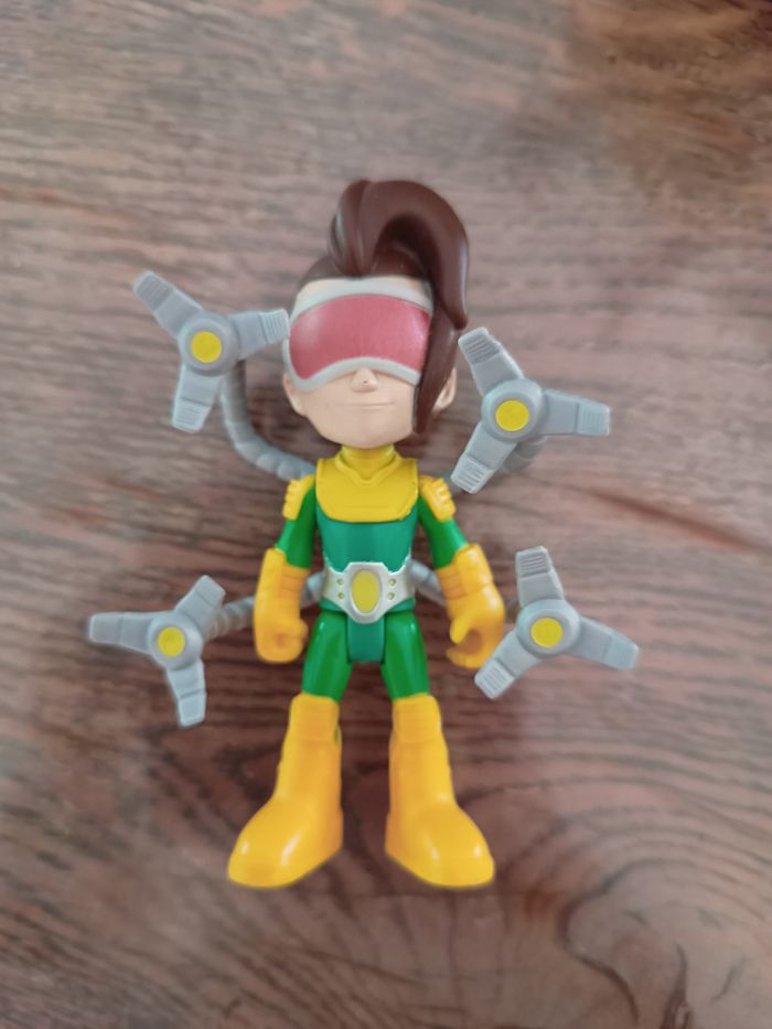 Robot pieuvre + Figurine articulée Octopus (Doc Ock) 10cm - Spidey et ses amis - photo numéro 2