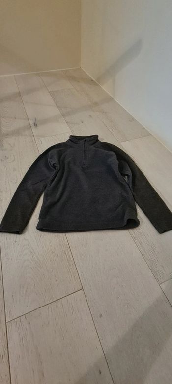 Pull polaire taille 5 ans