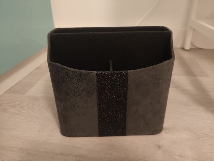 Range télécommandes neuf - photo numéro 5