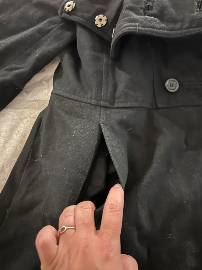 Manteau noir - photo numéro 4