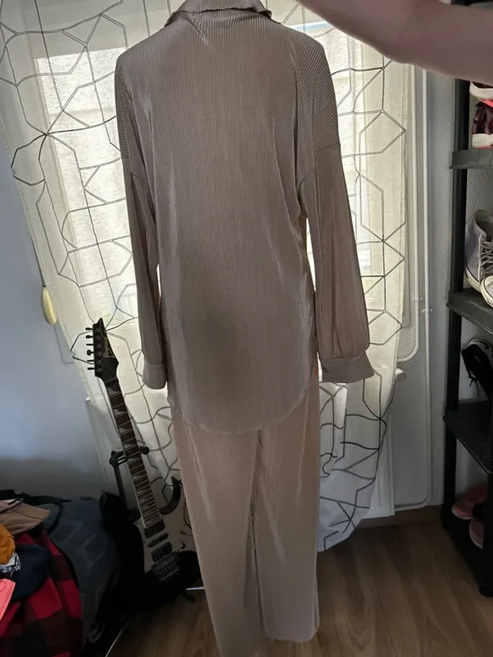 Ensemble beige - photo numéro 2