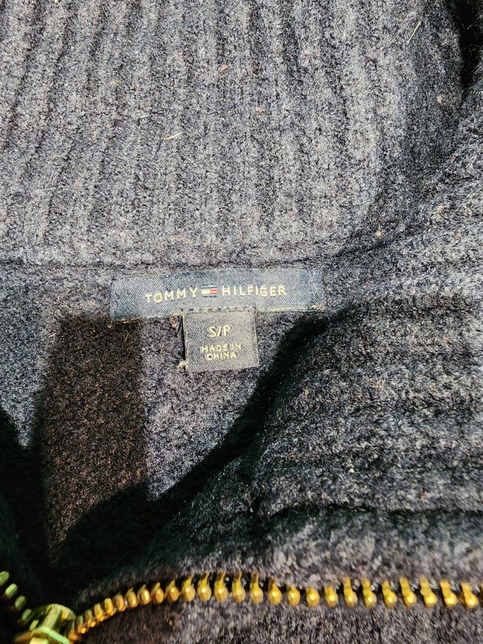 Pull femme tommy hilfiger très bonne état - photo numéro 3