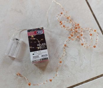Lot 2 guirlandes 20 led marron a perles 200cm neuve