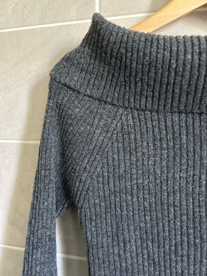 Pull gris - photo numéro 2