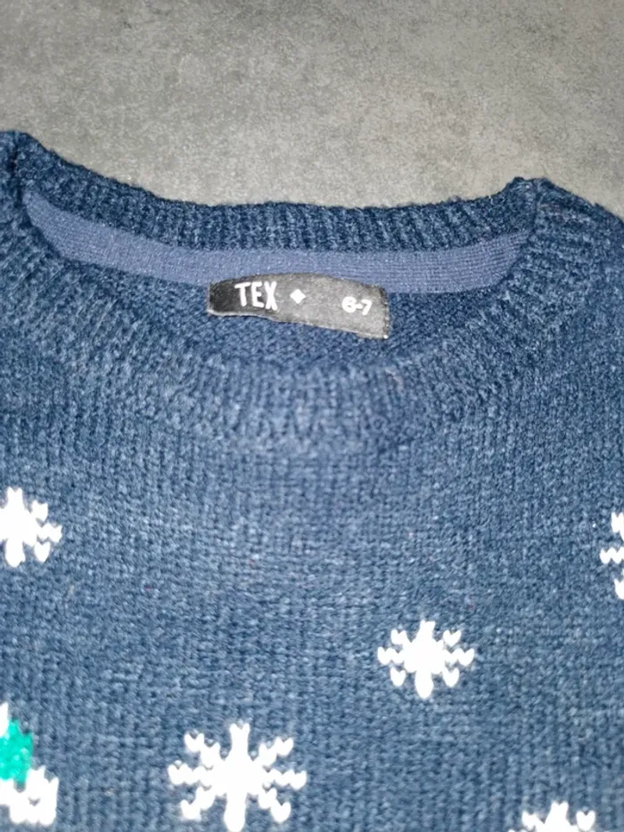 Pull motif Noël - photo numéro 2