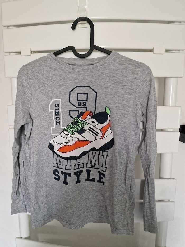 tee-shirt gris In extenso