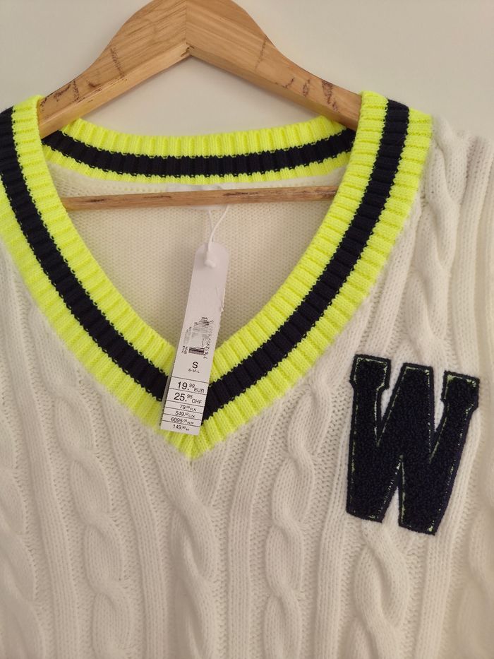 Pull sans manches en laines - photo numéro 2