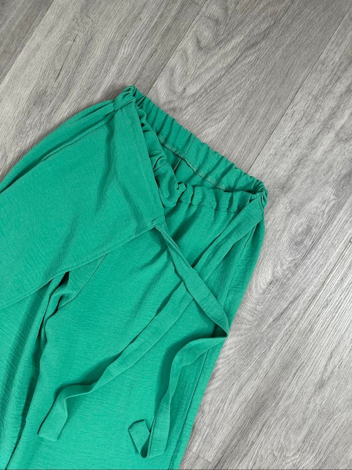 Pantalon fluide jambes larges vert T38 M - photo numéro 2