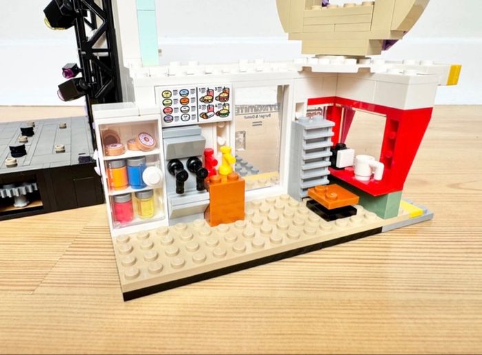 Lego set Ideas : BTS Dynamite (Réf. 21339) SANS figurines - photo numéro 7