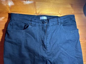 Pantacourt noir paillettes à la taille