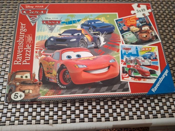 Jolie puzzles cars