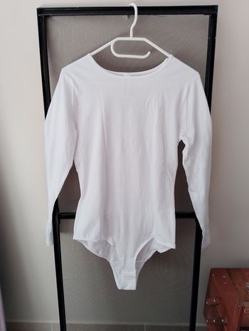 Body blanc esmara xl 4648