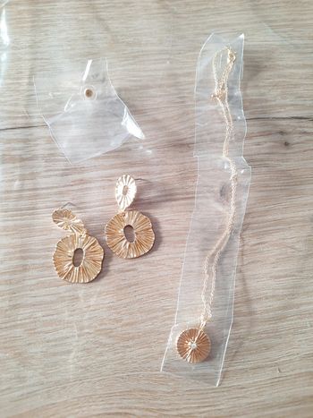 Collier + boucles d'oreilles