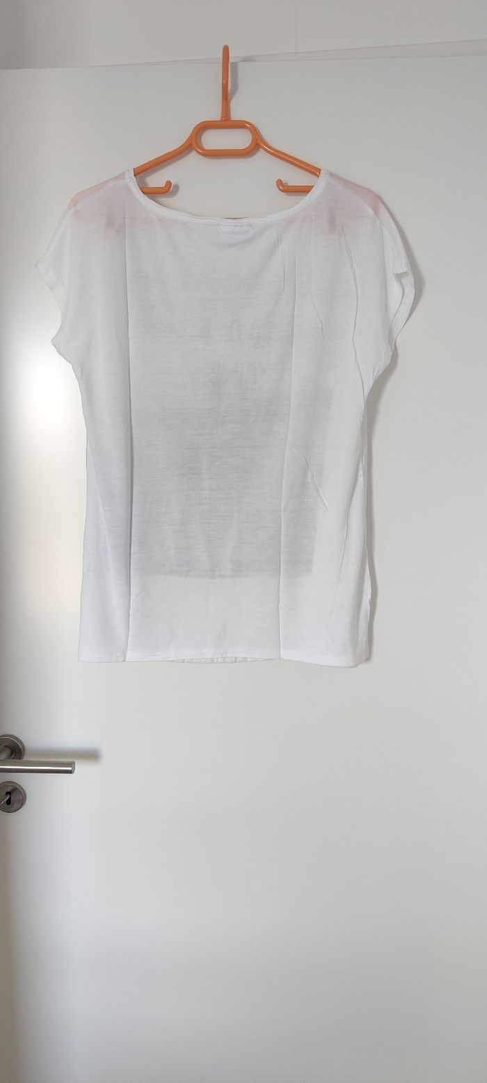 Tee shirt femme à motif - photo numéro 2