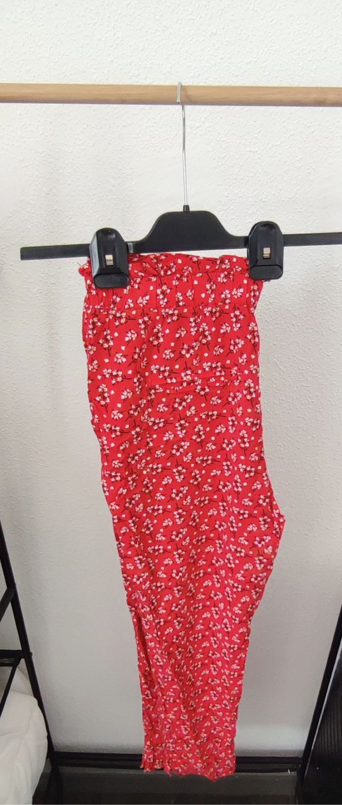 Pantalon léger rose à motifs floraux Kiabi en viscose - Taille 40 - photo numéro 4