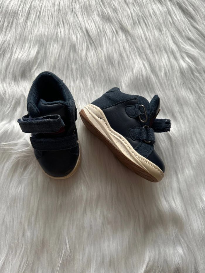 Chaussures ville garçon taille 19 freemouss