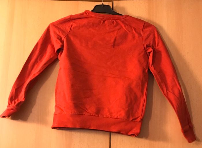 Pull rouge - photo numéro 2
