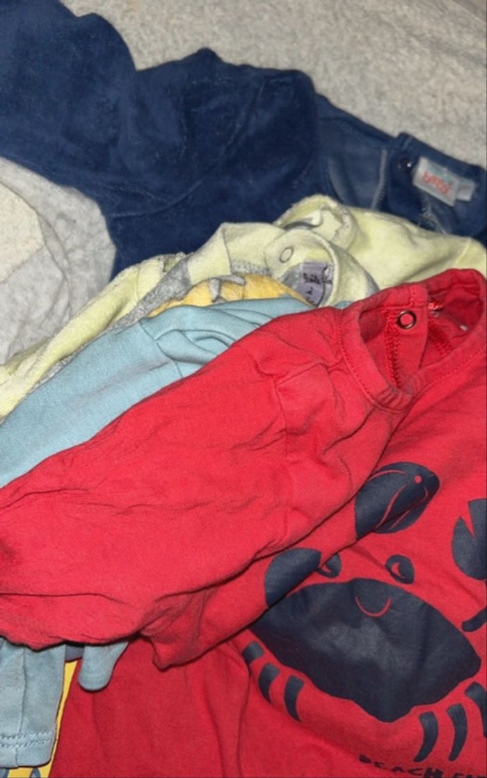 Lot de 9 pyjamas - photo numéro 2