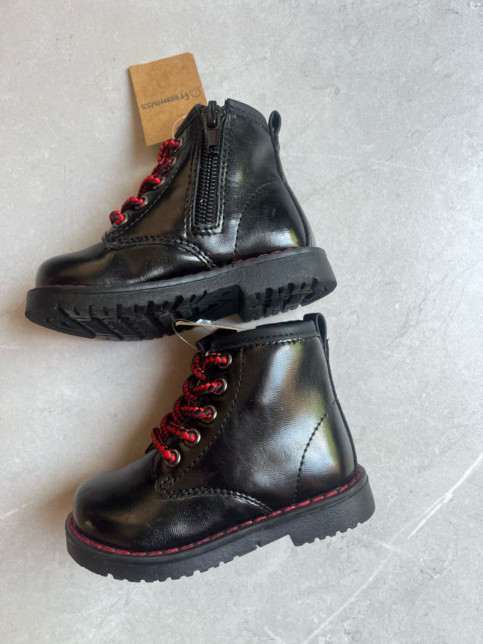 Chaussure - photo numéro 2