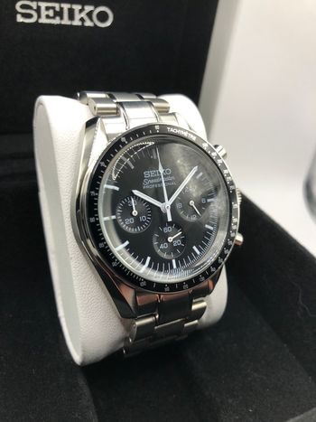 Montre Seiko Speedmaster Acier Chronographe Tachymètre Noir 