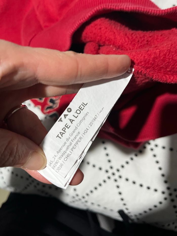 Sweat-shirt à capuche tape à l’œil - photo numéro 4