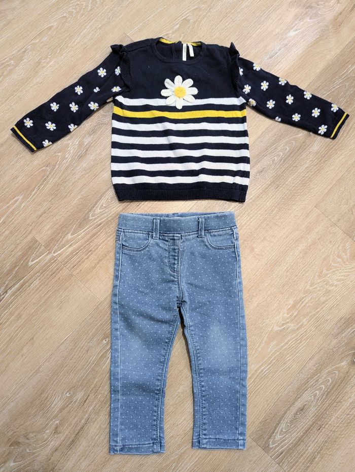 Lot 1 pull et 1 pantalon jean 18 mois bebe fille