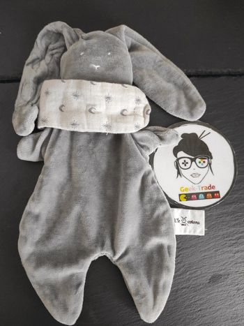 Lapin Gris L'ile Aux Cotons France doudou plat mouchoir  #geektradedoudou