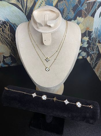 Collier plus bracelet en acier inoxydable de couleur doré 