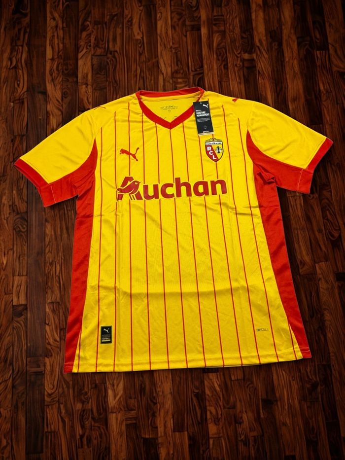 VENTE DE MAILLOTS DE FOOT 🔥 Tout à 25€ pièces (j’ai d’autre maillot que sur les photo) demander la taille en Pv - photo numéro 4