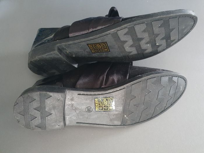 Chaussures neuves - photo numéro 4