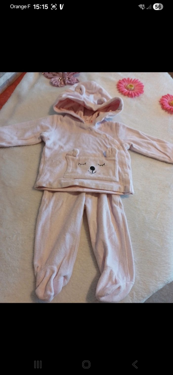 Ensemble bébé taille 3 mois - photo numéro 4