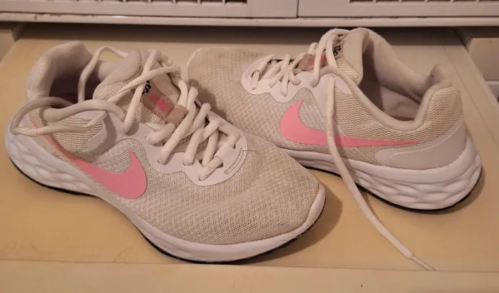 🎀 basket nike taille 35,5 🎀 - photo numéro 2