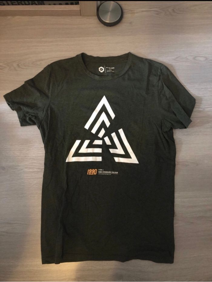 T shirt