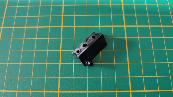 Pièce ouverture capot pièce détachée console de jeux Nintendo Gamecube DOL-101 (EUR) #C24 - photo numéro 2