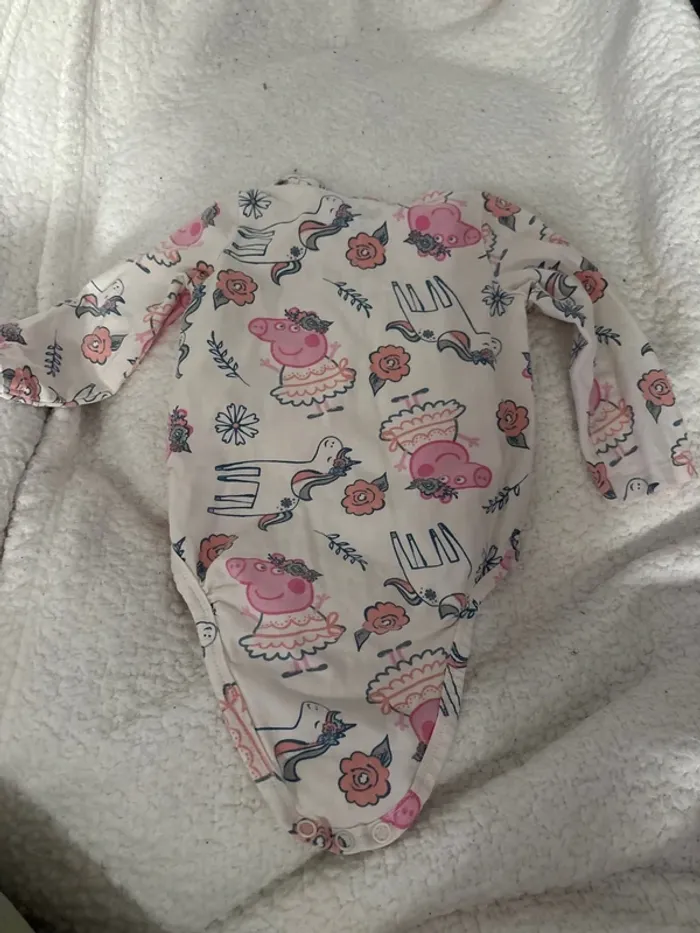 Body peppa pig 9/12 mois - photo numéro 2