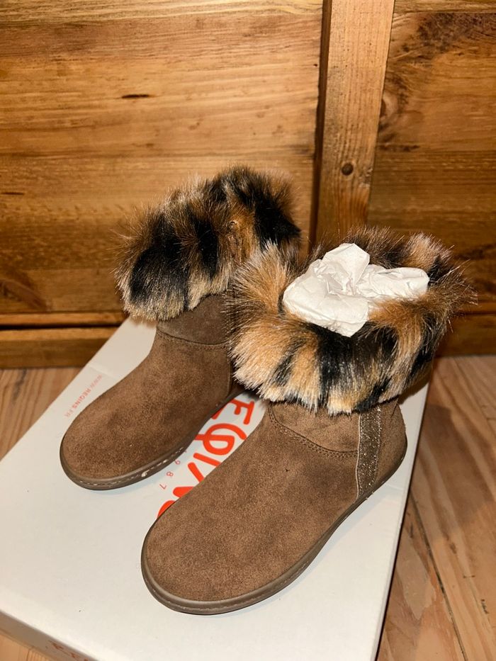 Bottine Requins neuve noisette effet peau - photo numéro 2