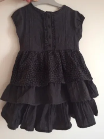 Robe orchestra 2 ans en très bon état