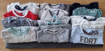 Pyjamas 3 mois ( 14 Pyjamas )