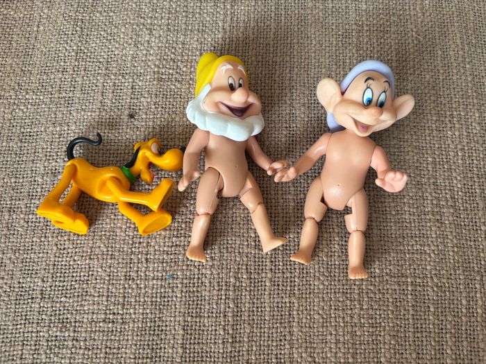 Lot 3 personnages articulé Disney blanche neige et les 7 nains et pluto