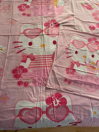 Housse de couette + taie d’oreiller  Hello Kitty