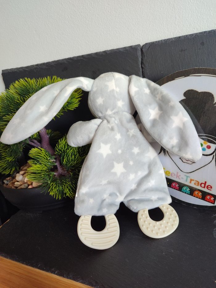 Doudou Lapin Zdt Gris Blanc Pois Point Bruissant Anneau Dentition Action Rose - photo numéro 2